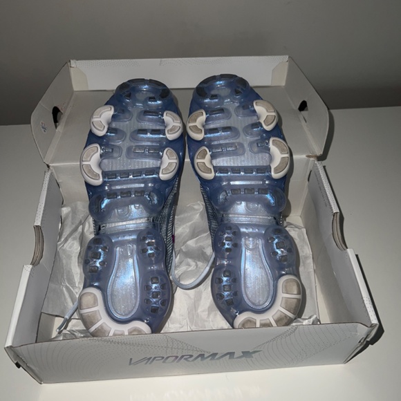 Women’s Air Vapormax 2019 - Picture 3 of 6